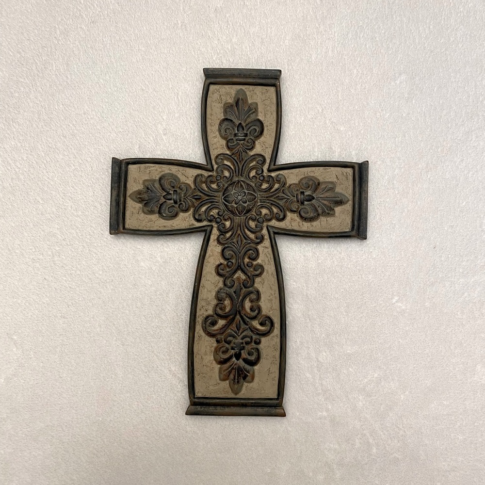 10” x 7.5” Wall Cross